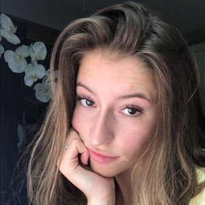 Meet your Posher, Erinn